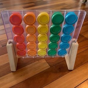 Lovevery Drop and Match Dot Catcher from the Helper Play Kit (25-27 mo)